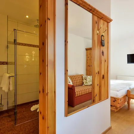 Landgasthof Zum Erdinger Weissbraeu Hotel 3*
