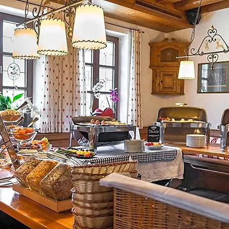 Landgasthof Zum Erdinger Weissbrau 3*