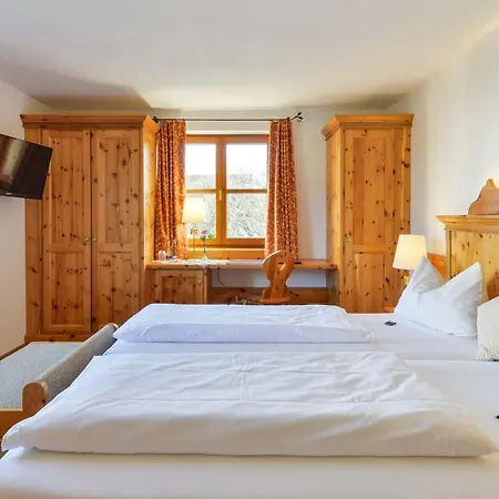 Landgasthof Zum Erdinger Weissbraeu 3* Rosenheim