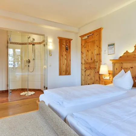 Landgasthof Zum Erdinger Weissbrau 3*